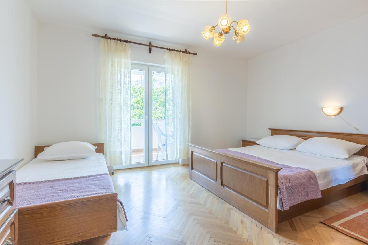Apartment Beti With Balcony Башка Экстерьер фото